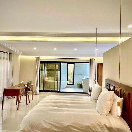 Le Kentia Hotel Lome Ngoại thất bức ảnh