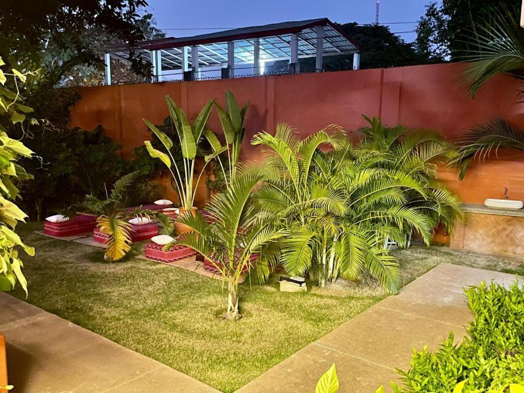 Le Kentia Hotel Lome Ngoại thất bức ảnh
