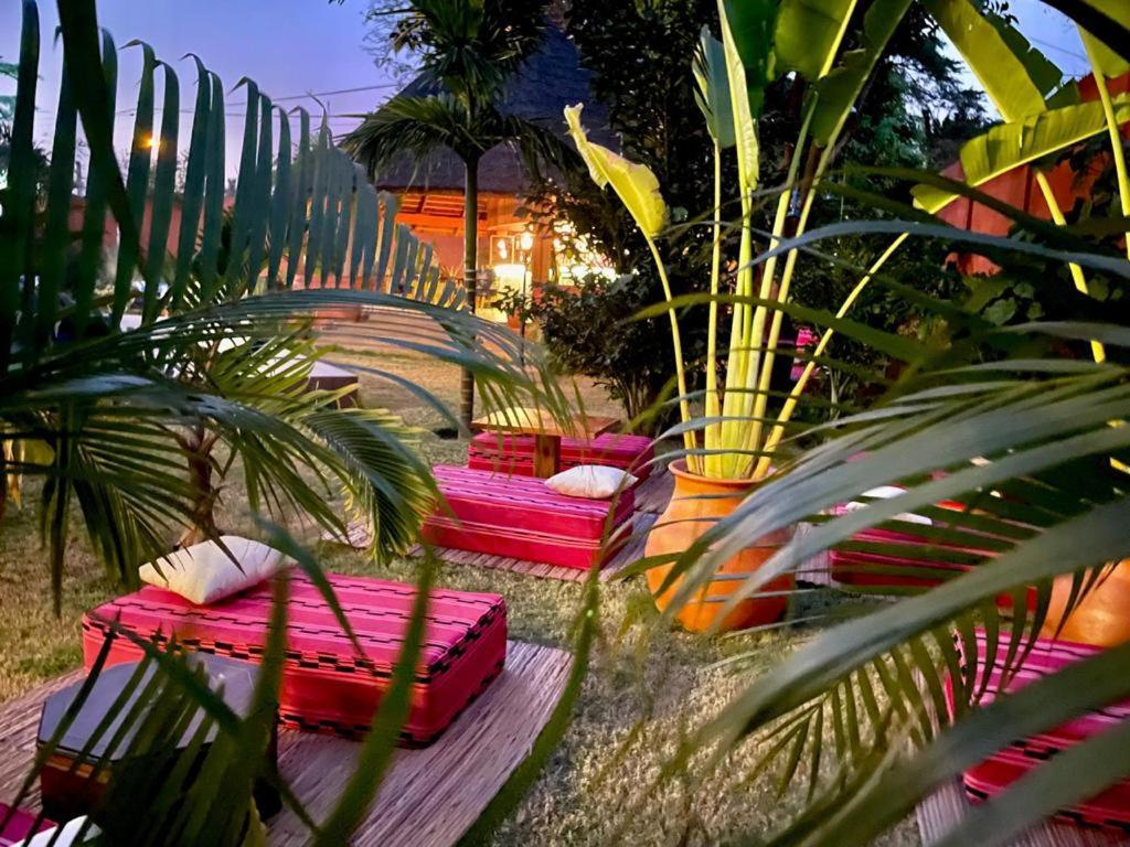 Le Kentia Hotel Lome Ngoại thất bức ảnh