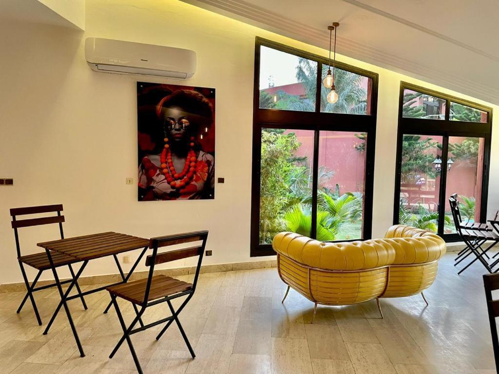 Le Kentia Hotel Lome Ngoại thất bức ảnh