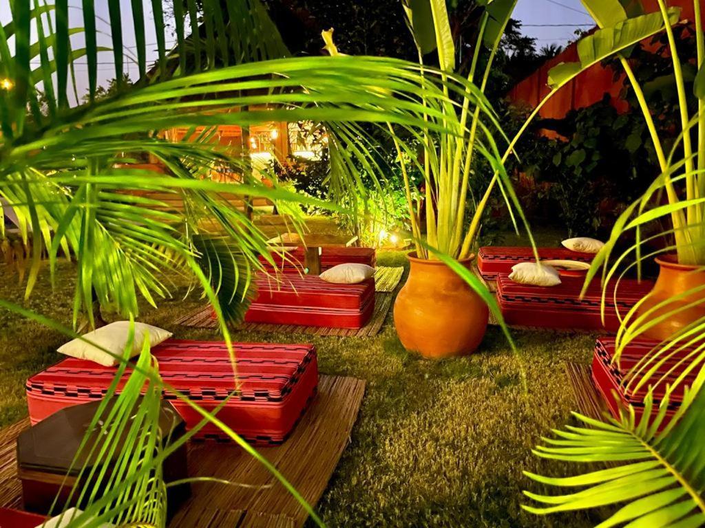 Le Kentia Hotel Lome Ngoại thất bức ảnh