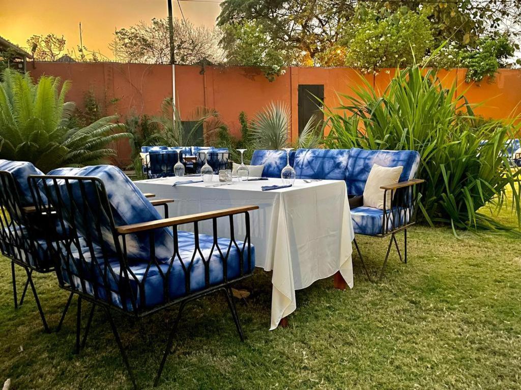 Le Kentia Hotel Lome Ngoại thất bức ảnh