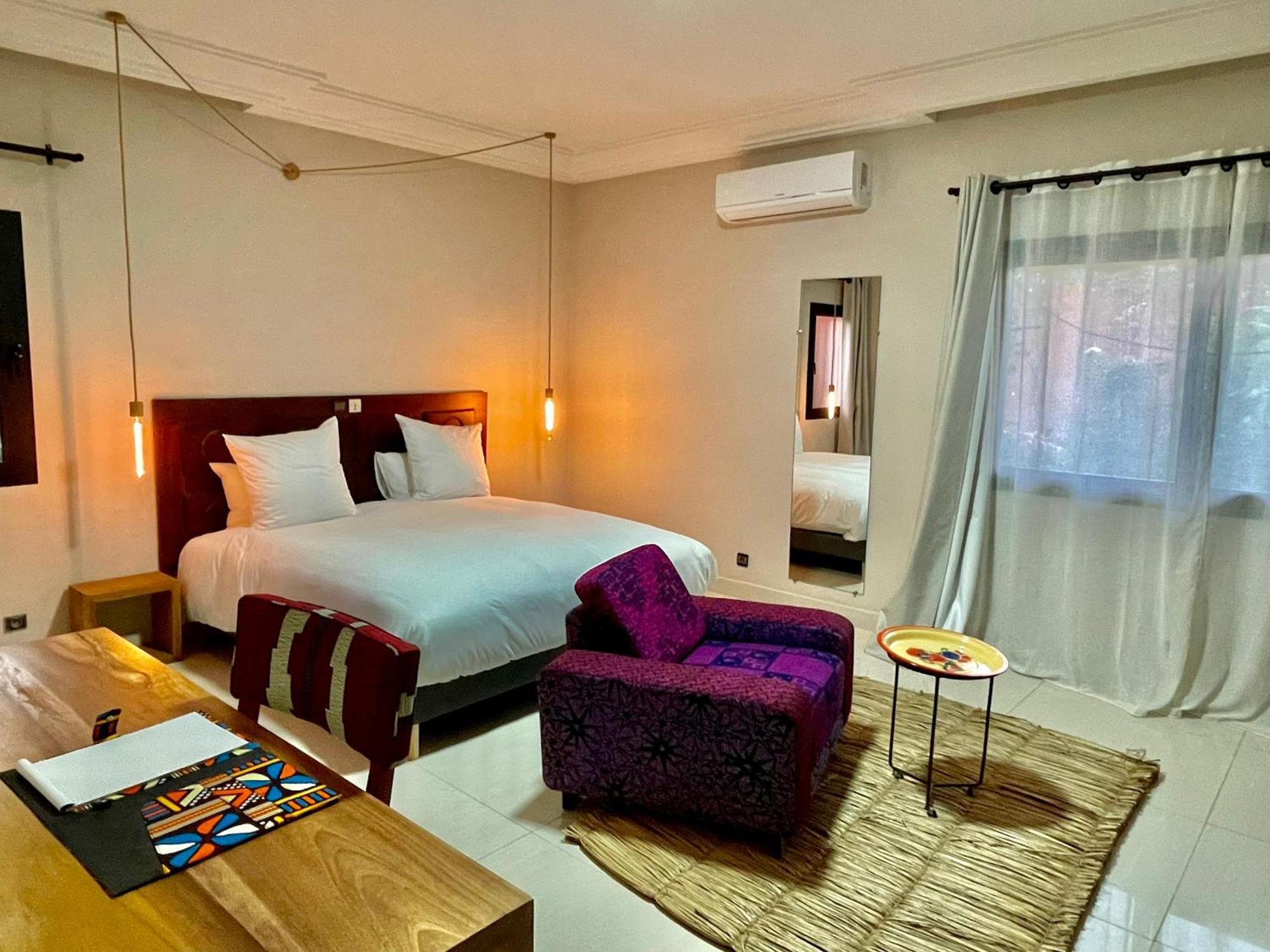 Le Kentia Hotel Lome Ngoại thất bức ảnh